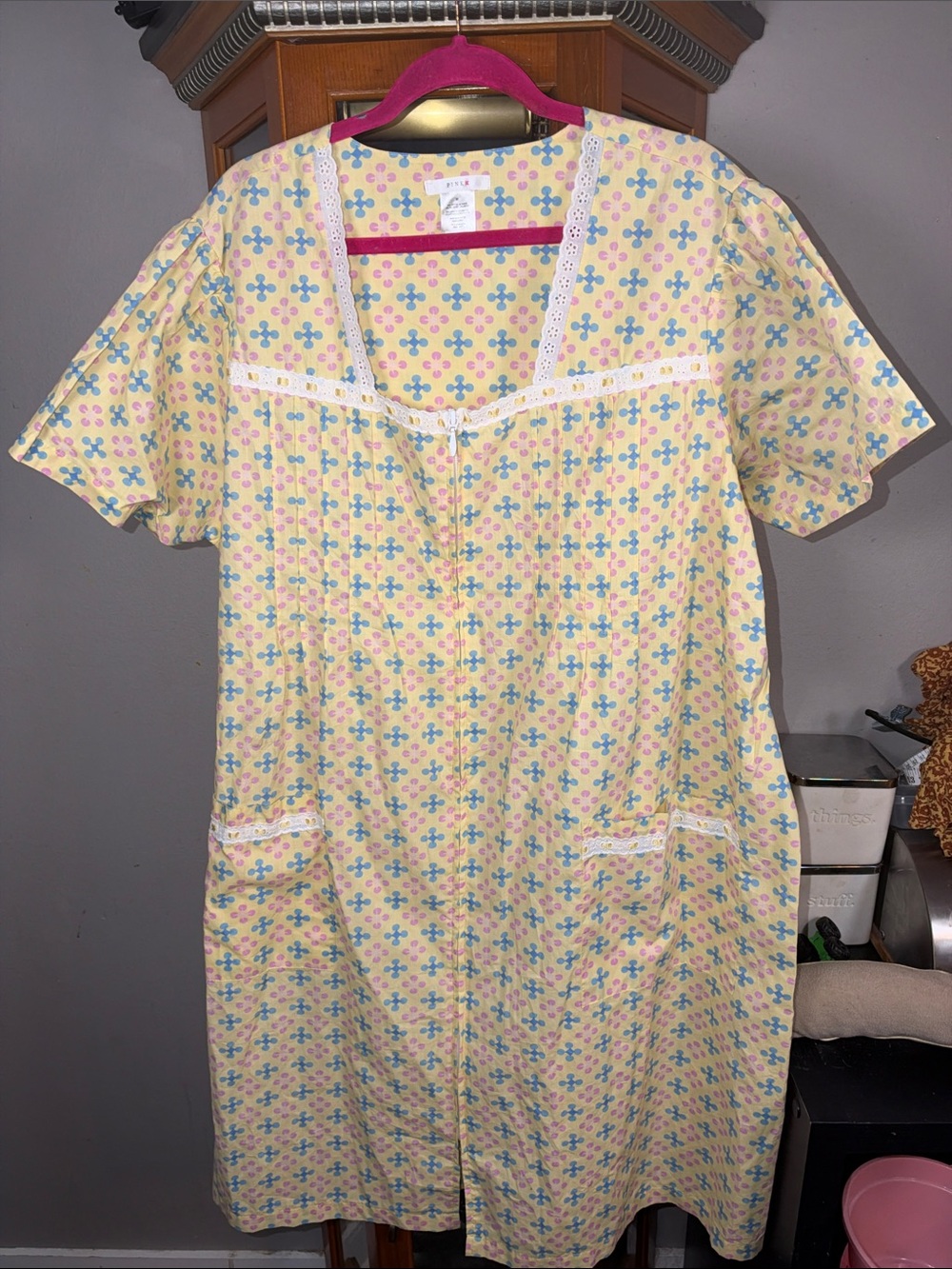 Yellow Floral Short-Sleeve Nightgown with Lace Trim